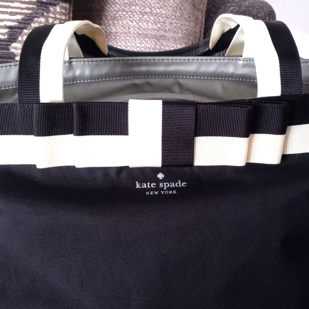 🆕/HTF 🎹Kate Spade🎹 - Barrow Street Garri Tote - Picture 7 of 14